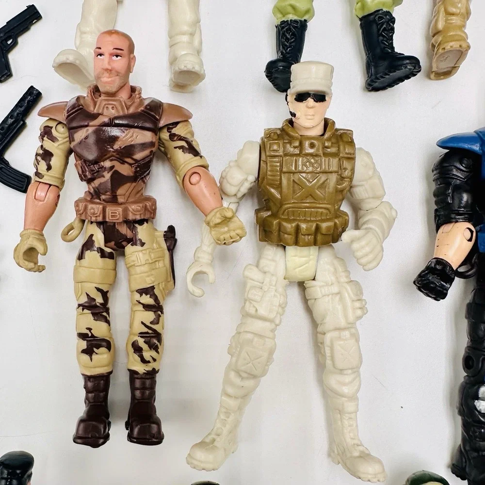 Chap Mei Military Action Adventure Lot of 13 Figures Soldier Mixed with Weapons